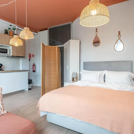 Marques By Amber Star Rent *